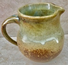 broc , pichet ,cruche a eau en