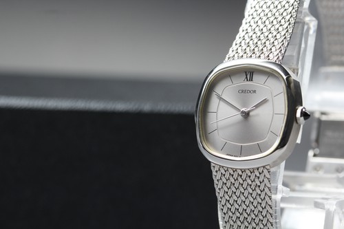 Montre femme vintage 1985