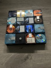 Lot de 158 MiniDiscs