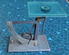 Ancienne BALANCE ménage /