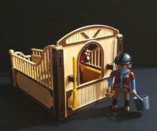 PLAYMOBIL  BOX POUR CHEVAUX