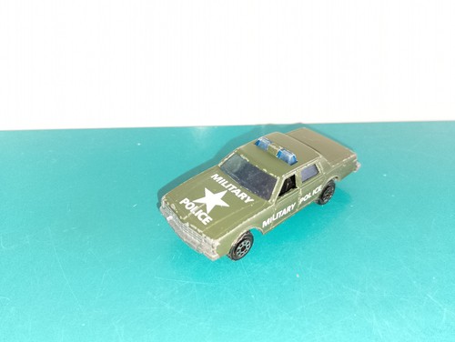 0805261 voiture majorette - voiture,