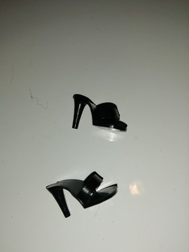 Anciens escarpins noirs pour