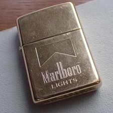 Briquet zippo Marlboro Lights 1992 vintage occasion poche sans fumée objet...