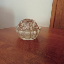 ANCIEN PIQUE FLEURS EN VERRE