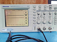 Oscilloscope Tektronix TDS210 2 Canaux 60Mhz 1GS/s Occasion + 1 sonde + cordon