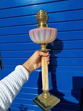 Grande Lampe À Pétrole Onyx Opaline Rose Verre Opalescent 