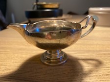 Petite saucière en argent massif–avec poinçon lion