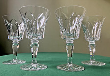 Lot 4 verres à vin en cristal