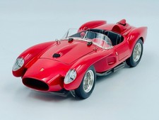 CMC M-071 FERRARI 250 Redhead 1958 Pontoon Fender 1.18