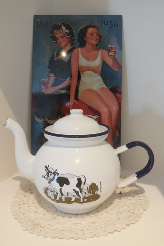 Theiere emaillee blanche - theiere,
