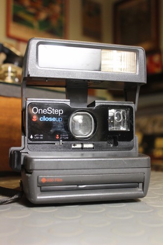 Polaroid 600 one - one, step