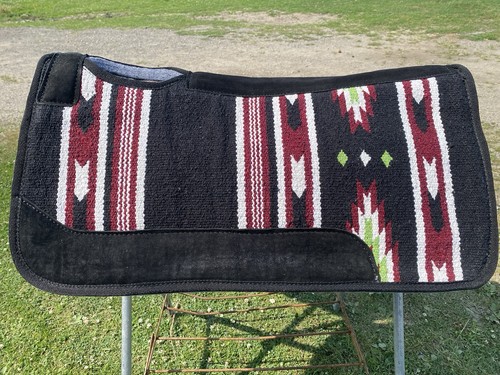 Contoured western saddle - contoured, pad