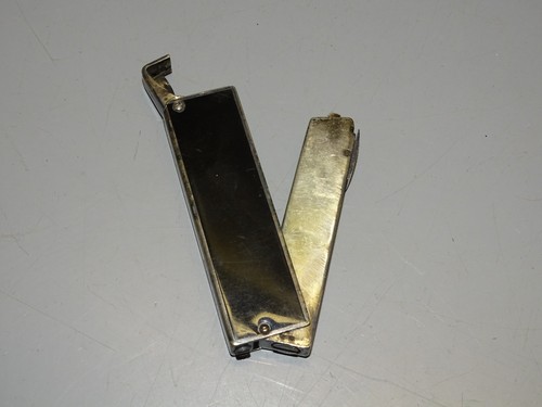 Rare ancien briquet - rare,