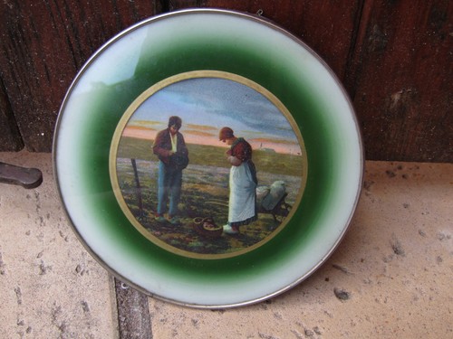 Médaillon sous verre - médaillon,