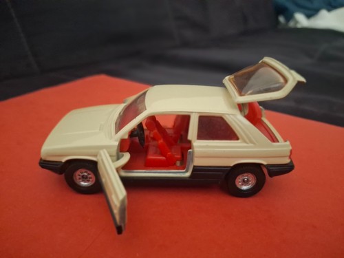 Corgi 11cm long vintage - corgi,