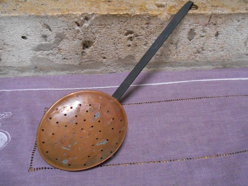 Ancienne grande écumoire - ancienne,