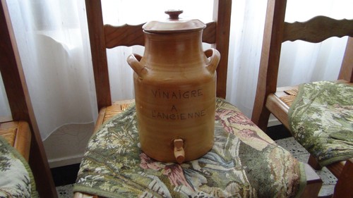 Vinaigrier gres 4 - vinaigrier, de
