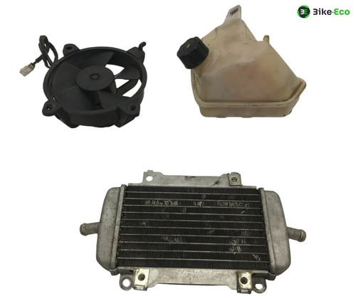 Radiateur eau piaggio vespa - radiateur,