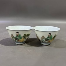 A Pair Fine Collectable Art Handmade Painting Famille Rose Porcelain Figure Cup