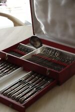 Ménagère en argent 60