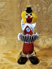 MURANO ART GLASS CLOWN PLAYING  ACCORDION FIGURINE 8"