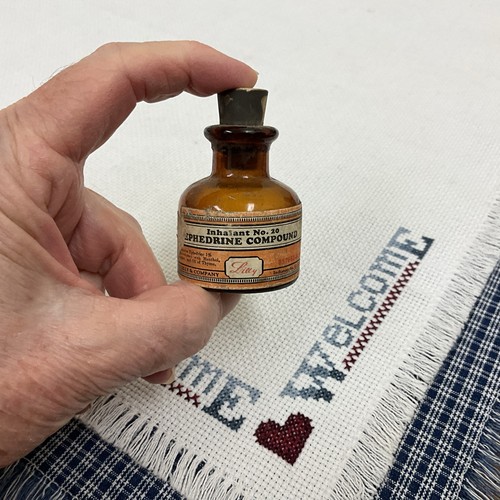 Vintage eli lilly inhalant - vintage,