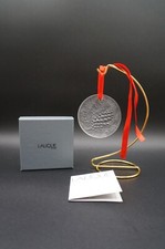 Lalique France Crystal Ornament 2001 Pomme de Pin Cone Clear With Original box.