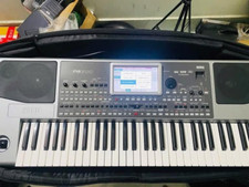 KORG PA900 Keyboards
