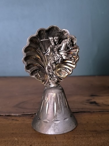 Ancienne cloche cavalier - ancienne,