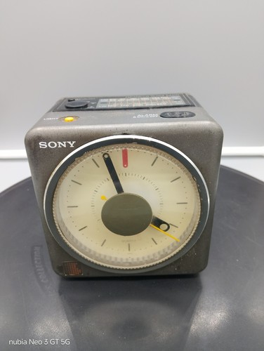 Radio réveil alarm clock sony - radio-réveil/alarm,