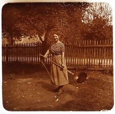 FRANCE woman with a large stove c1930 photo glass plate stereo vintage 