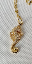 pendentif d' un hippocampe 
