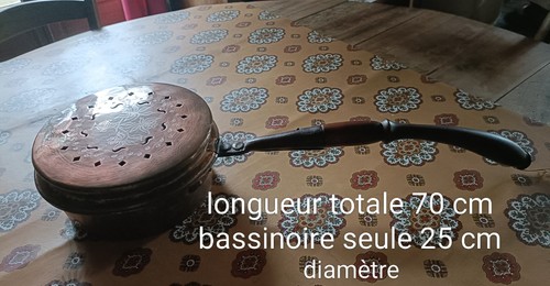 Bassinoire ancienne - , ou