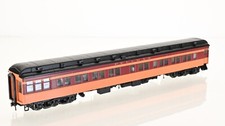 Walthers Heavyweights Solarium Observation Milwaukee Road HO scale
