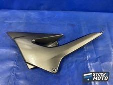 Cache sous selle gauche