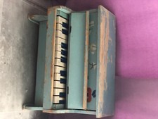 Piano ancien miniature en bois
