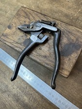 pince à avoyer outils anciens