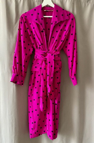 élégante robe yves - Élégante,