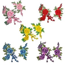 LOT de 2 APPLIQUES DENTELLES