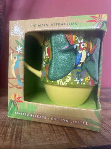 Mug the main attraction minnie - main,