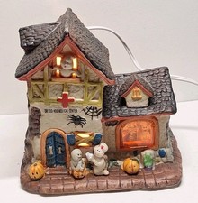 Halloween SPOOKYSIDE ESTATES Lighted Village Dr. Boo Hoo Medical Center