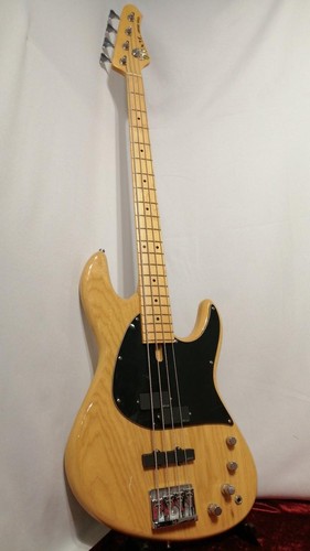 Guitare basse électrique