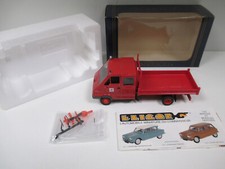 RENAULT MASTER B120 PLATEAU DOUBLE CABINE POMPIER AMIENS par ELIGOR 1422 au 1/43