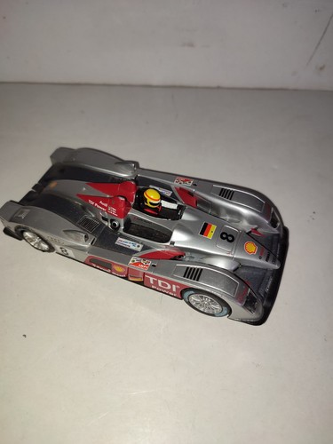 Voiture circuit slot carrera - voiture,