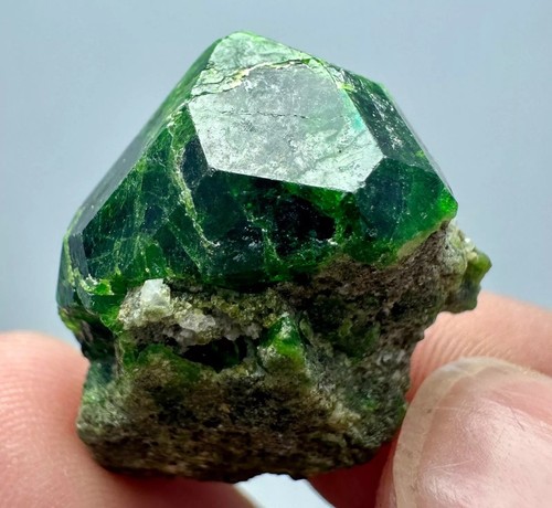 Cristal terminé grenat - cristal, de