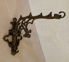 Potence bronze style gothique