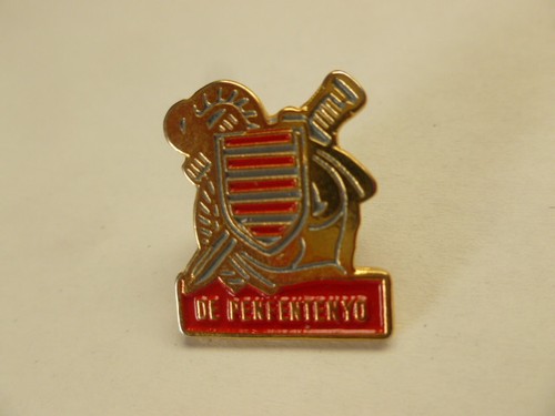 Rare insigne boutonnière - rare,