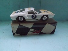 Circuit 24 Ford GT Blanche jouef Ref 8157