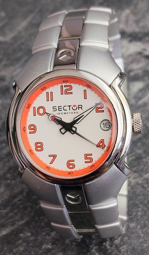 Montre sector 195 - montre, urban